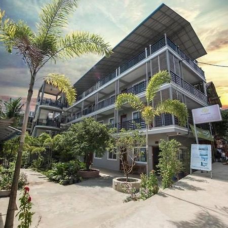 Roomy Guesthouse Kaoh Touch Exterior foto
